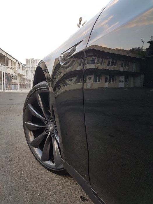 Продам Tesla model s P85 perfomance