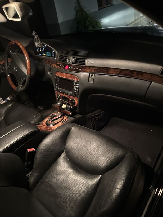 Mercedes w220 S Class