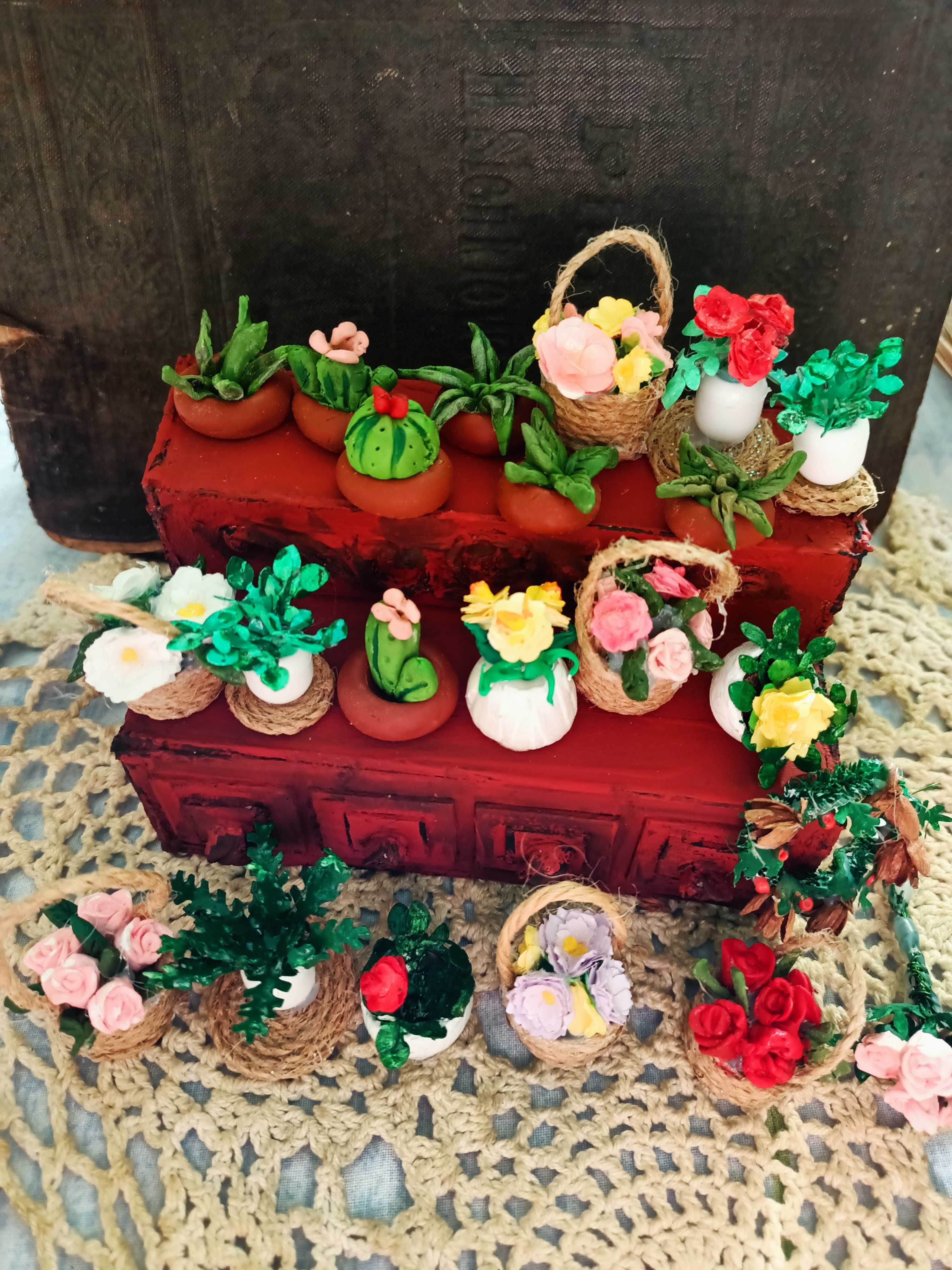 Миниатюрные корзинки с цветами Цветы в вазах миниатюра сувенир