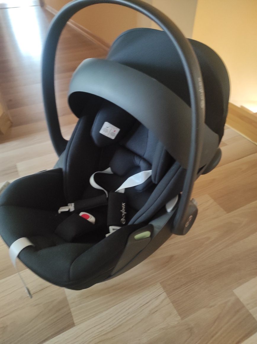 CYBEX fotelik dla noworodka Cloud G i-Size | Moon Black |