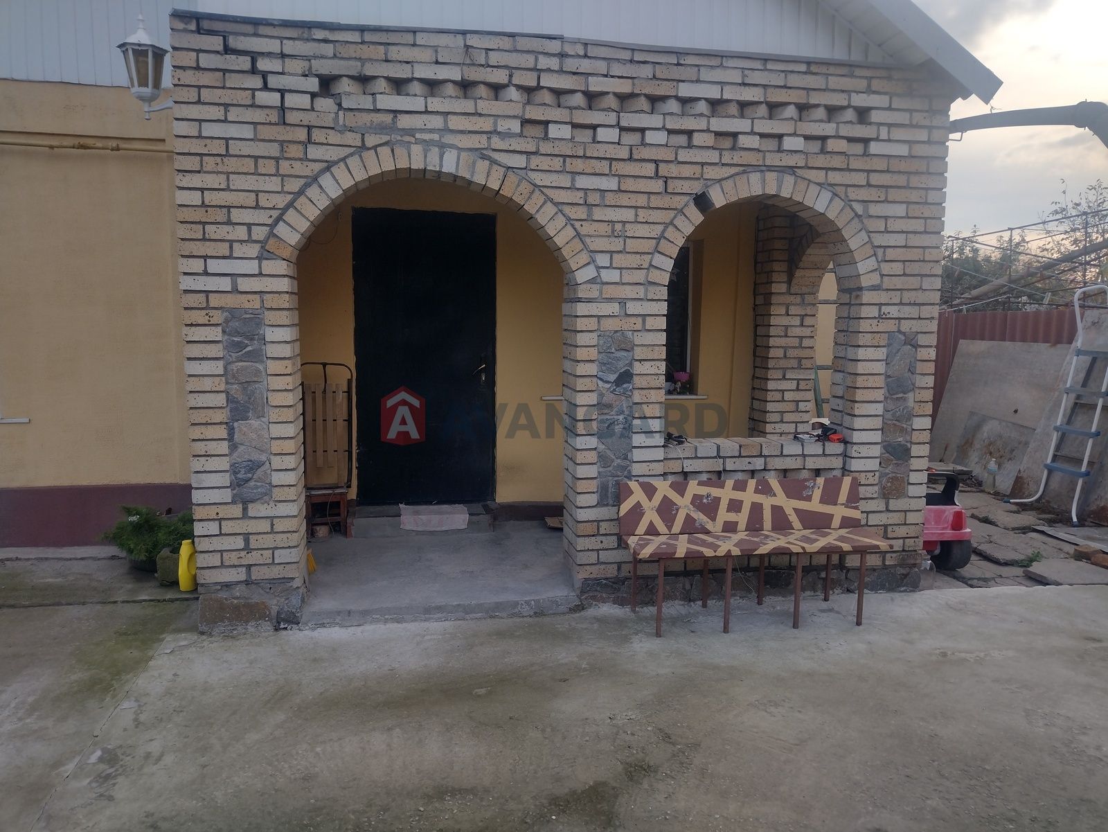 Продаж будинку Південний ринок