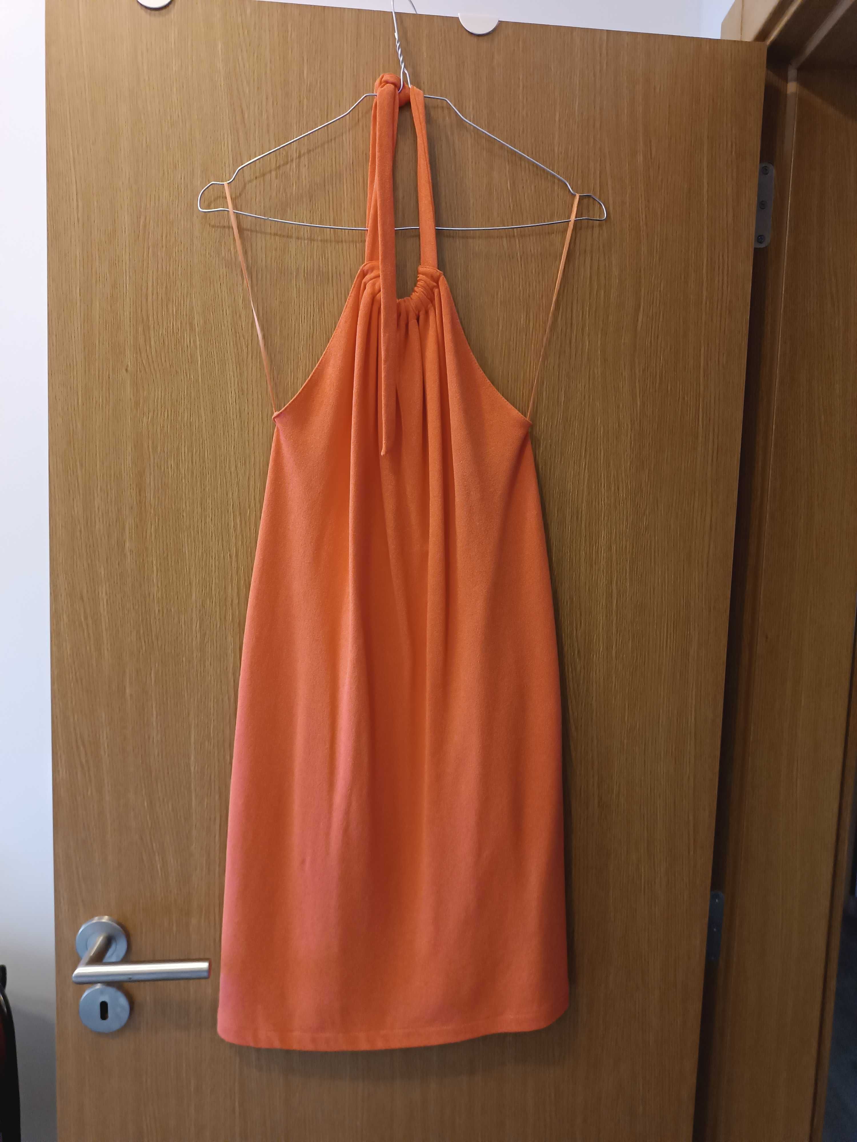 Vestido salmão sem costas