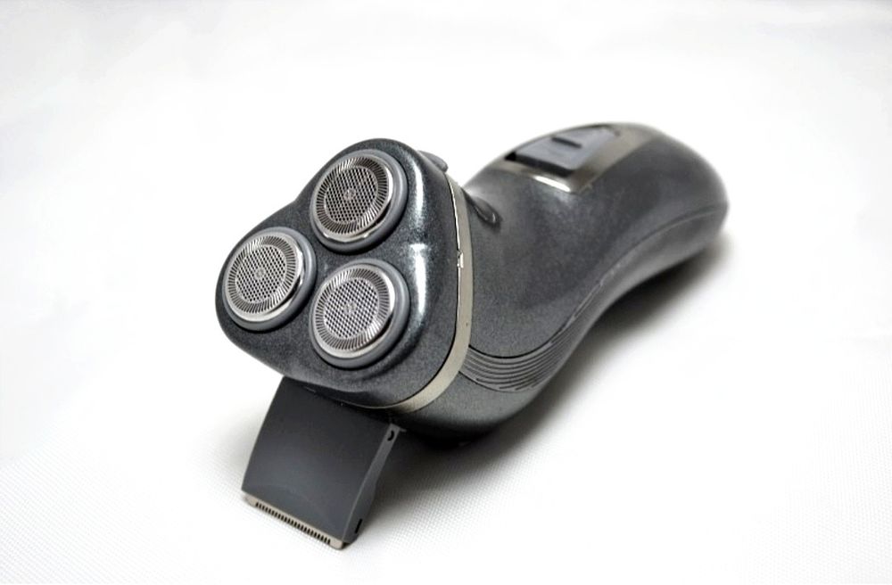 Бритва Gemei GM-7500