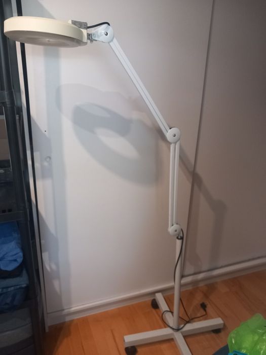 Lampa kosmetyczna