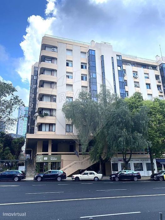 Loja  para arrendamento