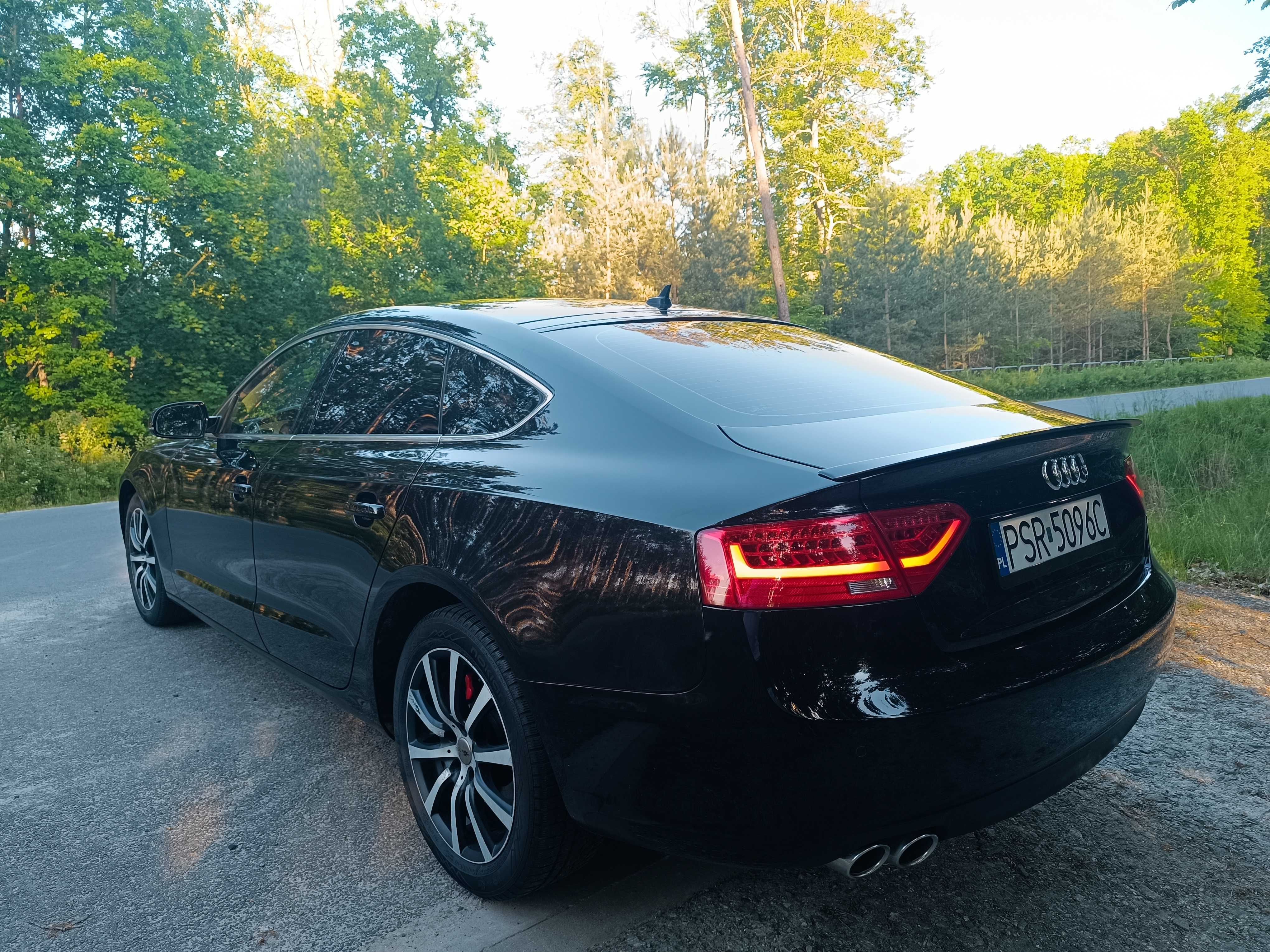 Sprzedam Ładne Audi A5 2016r 5 drzwi, sportback, czarna perła 127.000k