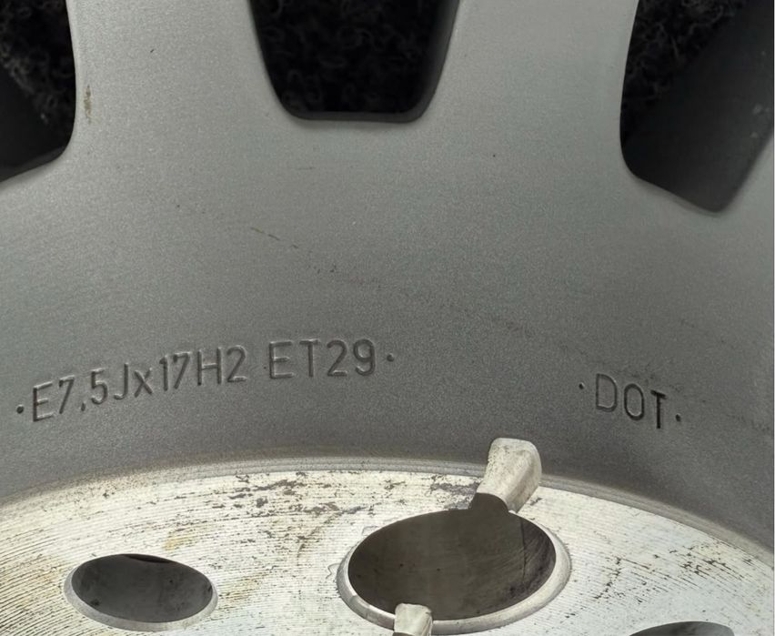 Диски R17 5/112 Audi  A3 A4 B8 B9 Q3 Q5 A6 C6 C7 A5 S5 Skoda VW Seat