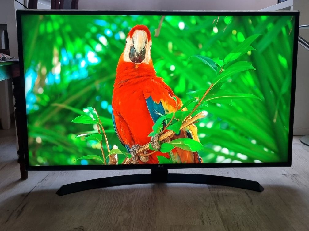 Telewizor lg 43 cale 4K WiFi smart tv dekoder Hevc dostawa