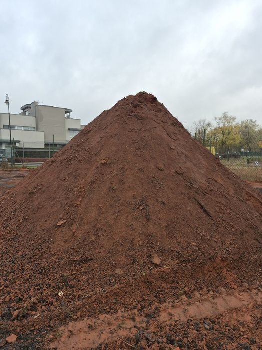 Mączka ceglana korty-Wawa