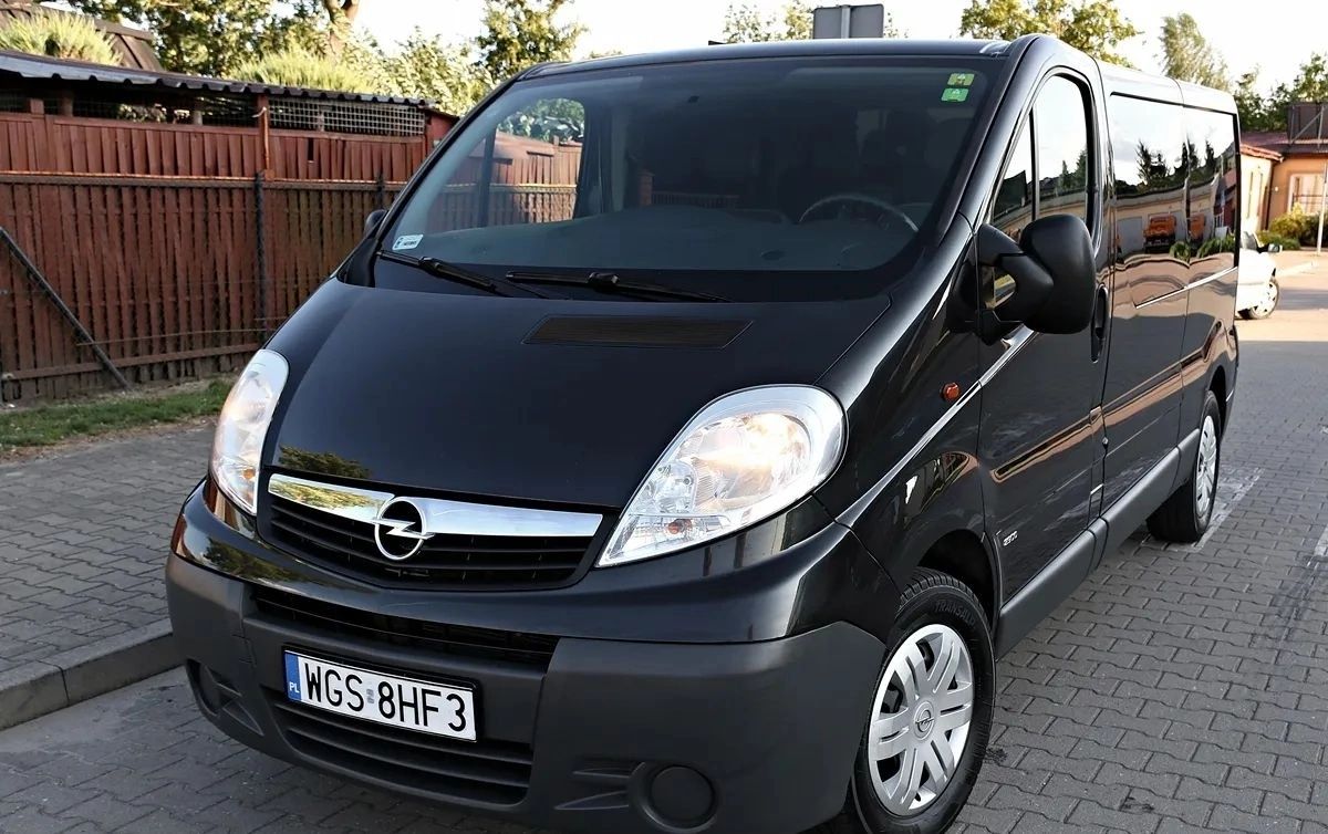 Opel Vivaro 2011