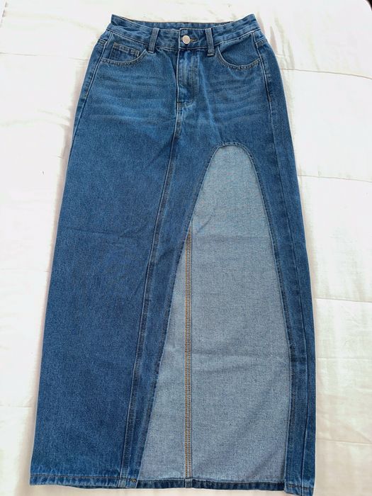 Saia NOVA com corte na perna - Tamanho 34 - 9€