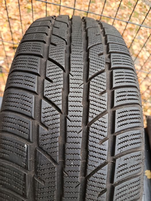 2 opony 215/65R16 zimowe Zeetex. Świetny stan. Cena za szt.