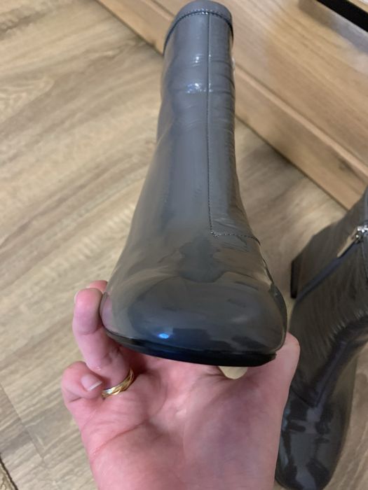 Черевички-ботильйони (37)натуральна шкіра лак