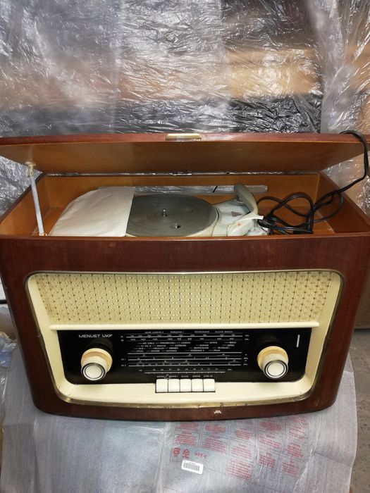 Radio Diora MENUET 6204 wraz z gramofonem