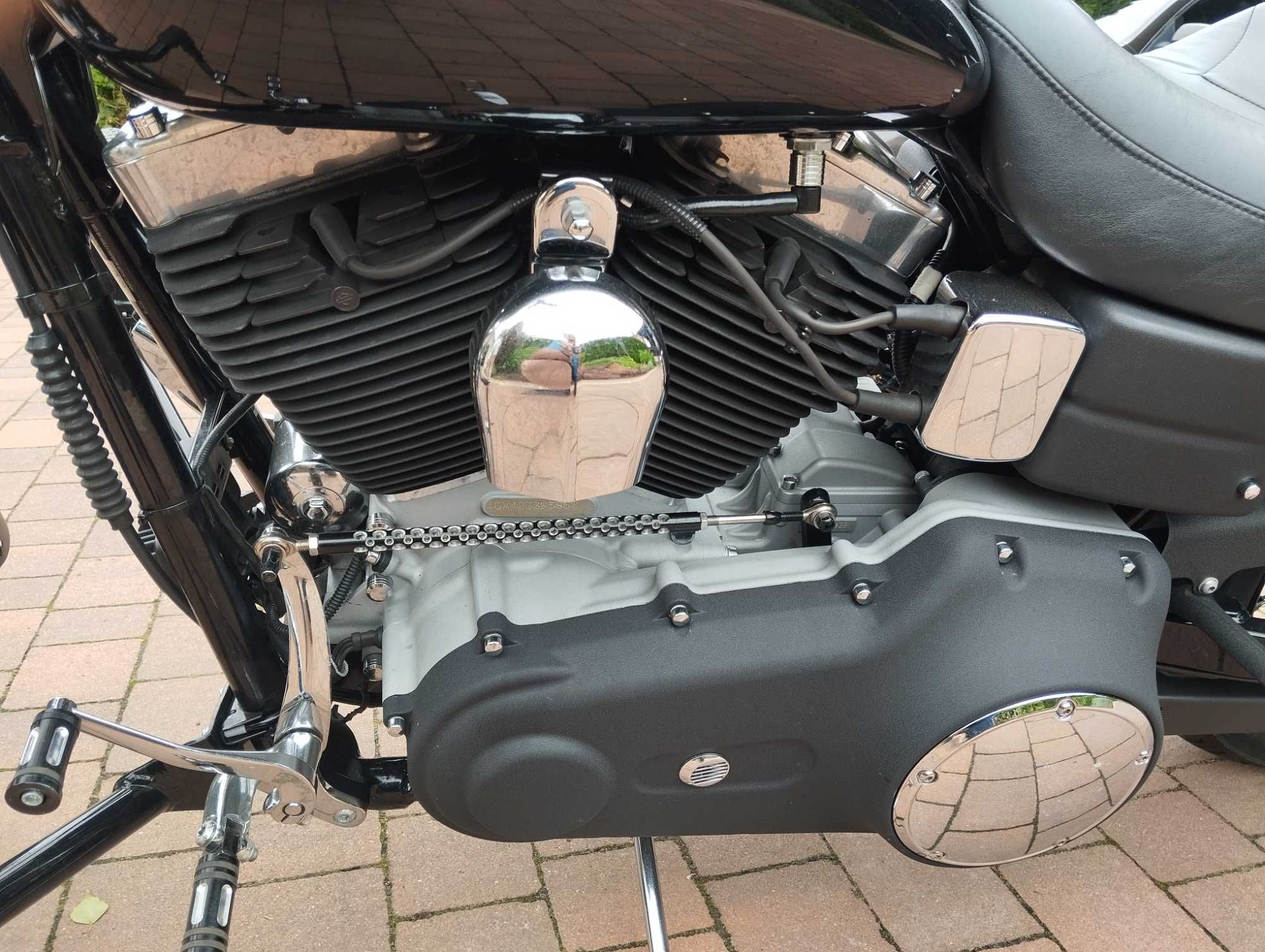 Harley-Davidson Dyna Street Bob FXDB
