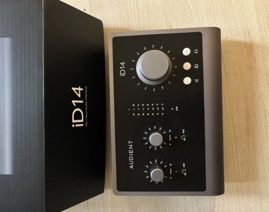Placa de Som Audient ID14 MKII