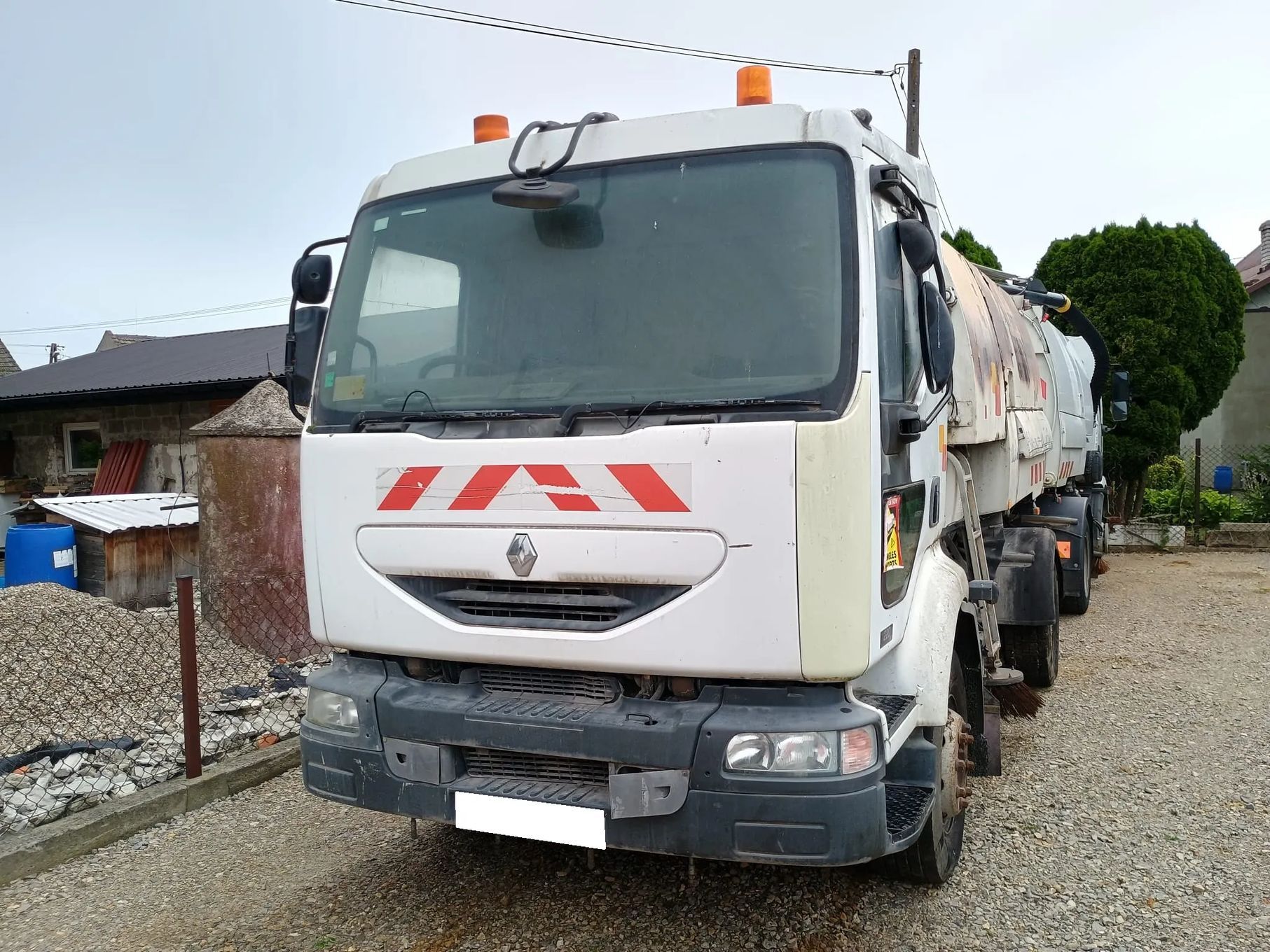 Renault MIDLUM  ZAMIATARKA mercedes johnston semat atego faun