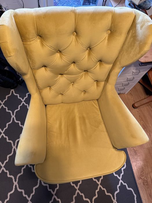 Fotel uszak kolor żółty