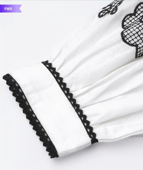 Белая рубашка вышиванка оверсайз Merser&Medison