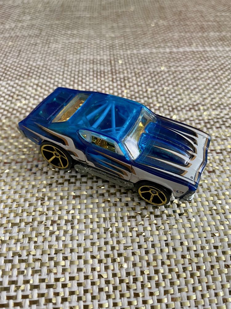 UNIKAT nowy samochodzik figurka Hot Wheels 69 Chevelle Track Stars