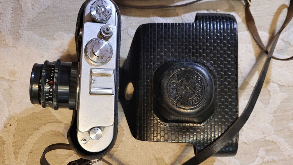 Вінтажний фотоапарат Зоркий-4 з об'єктивом Індустар-50 (1960рік)