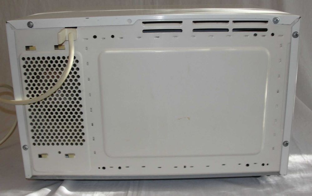 Мікрохвильова піч Sharp