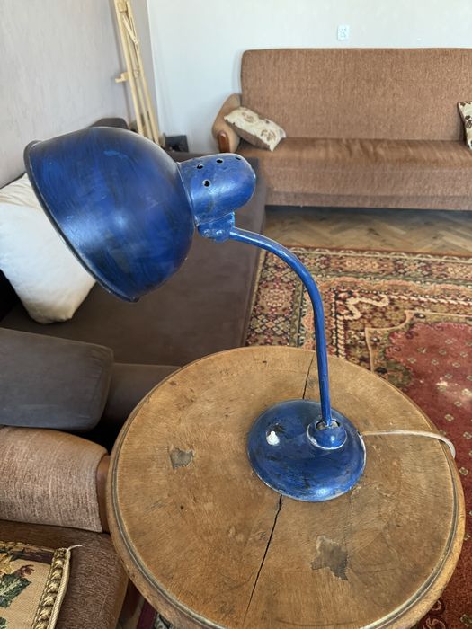 Stara lampa PRL, wymaga renowacji