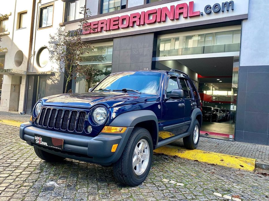 Jeep Cherokee 2.8 CRD Exclusive