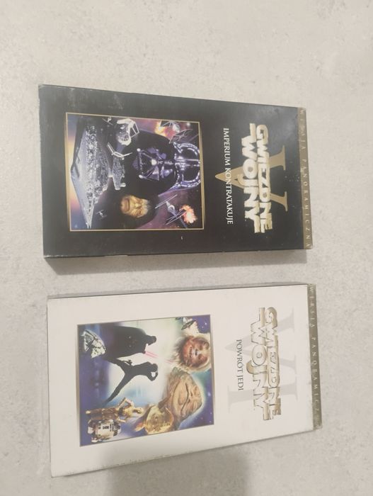 Kaseta VHS Gwiezdne wojny 2 części