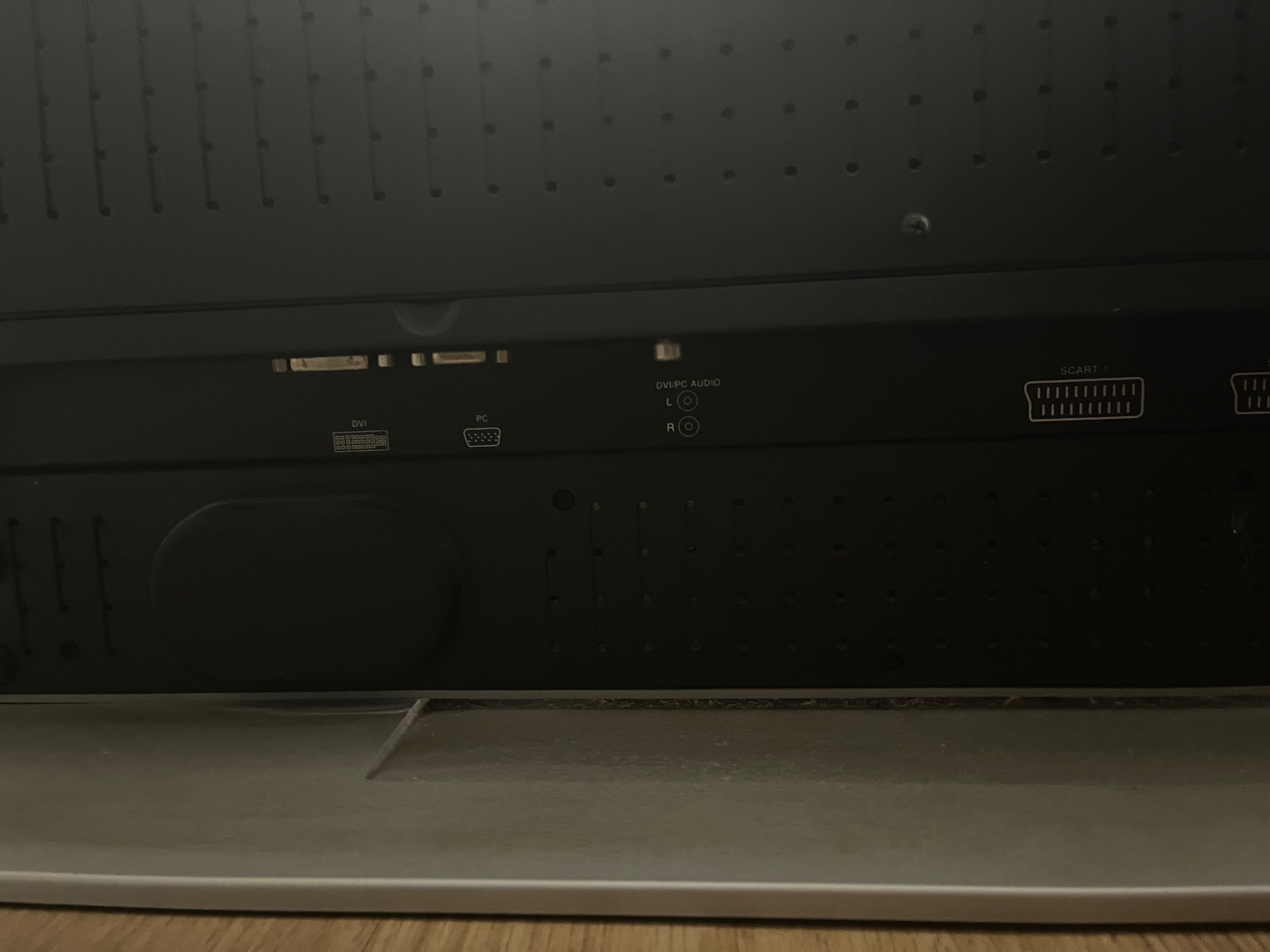 TV Sanyo 60" Plasma – Bom estado