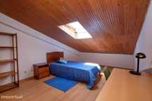 434674 - Quarto com cama de solteiro, com casa...