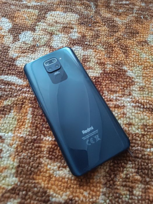 Продам телефон redmi note 9