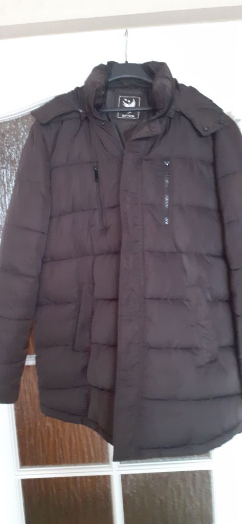 Męska zimowa kurtka XL firmy Bytom.