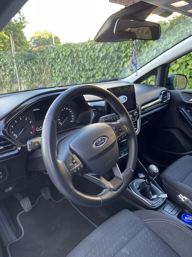 Ford fiesta titanium