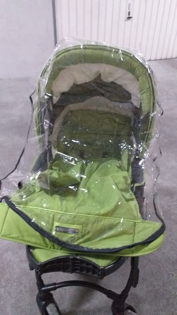 Carrinho de bebê bebecar