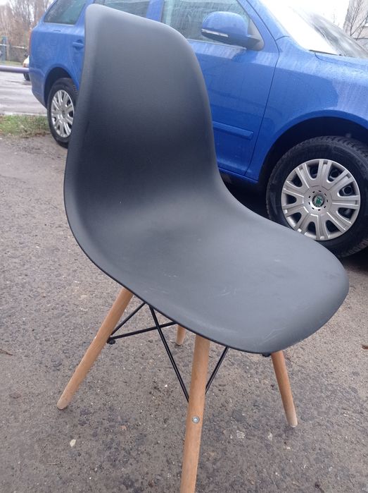 Стільці для офісу, класу, дома б/в