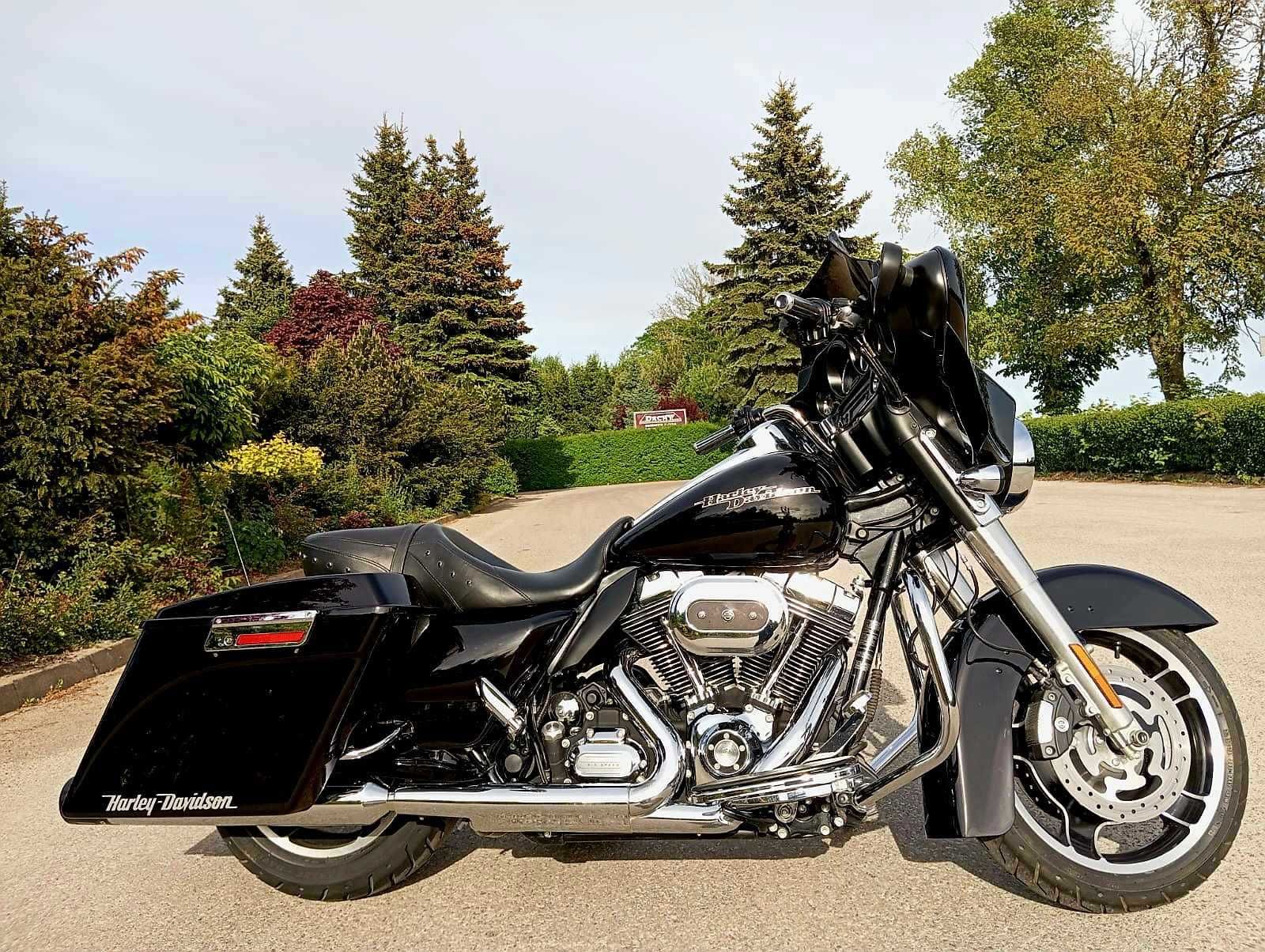 Harley Davidson Touring Street Glide 2011