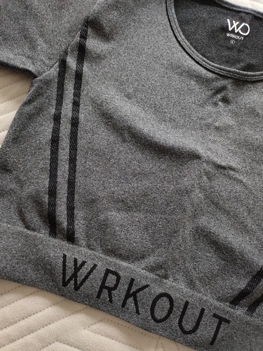 Nowy top sportowy WORKOUT, r.M-L