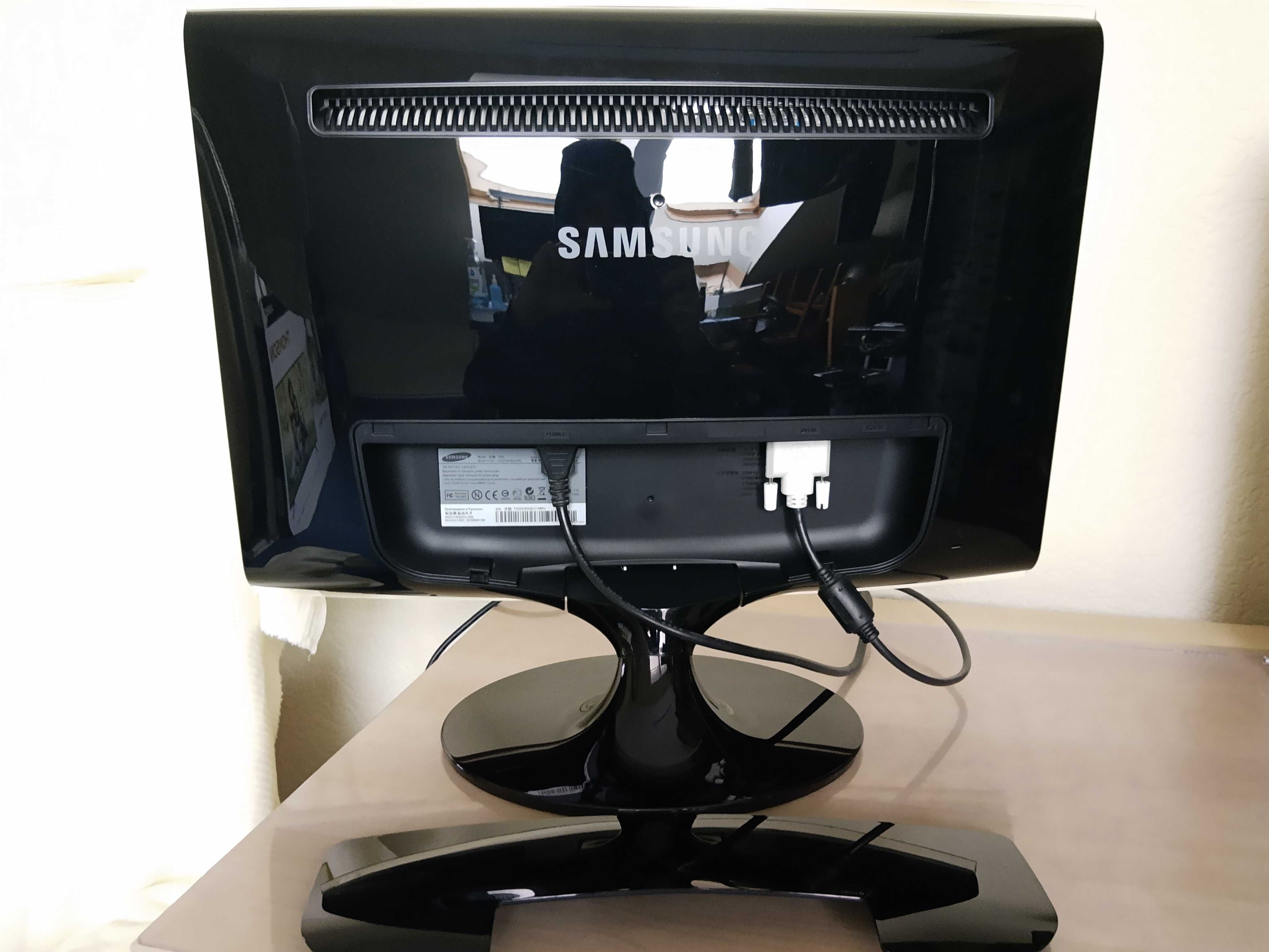 Monitor Samsung SyncMaster T220 22 cale