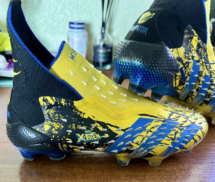 Футбольне  взуття ADIDAS