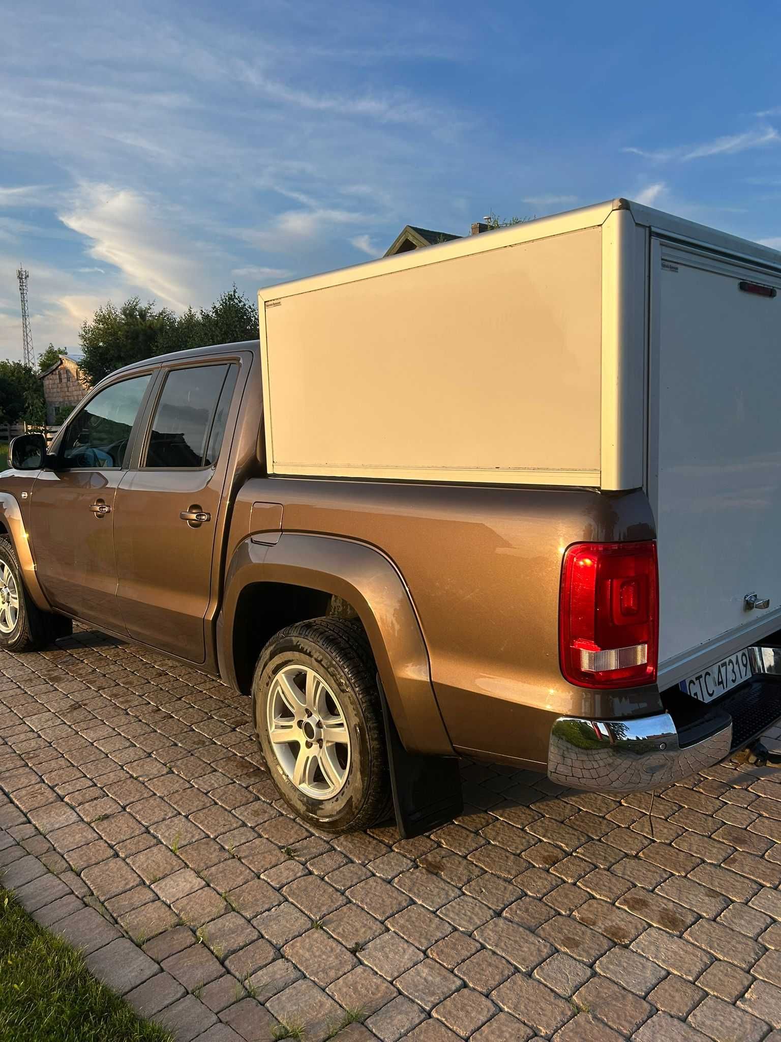 VW Amarok chłodnia