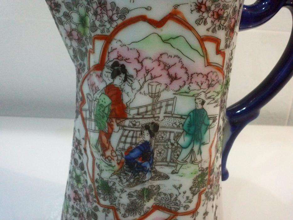 Cafeteira em porcelana Chinesa