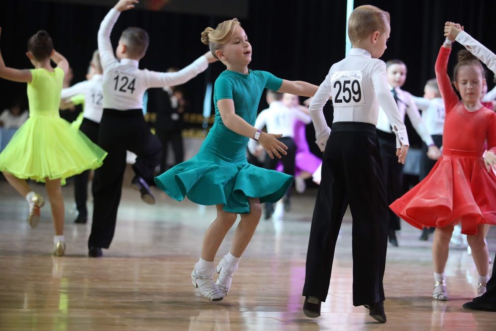 Сукня /бейсик для бальних танців