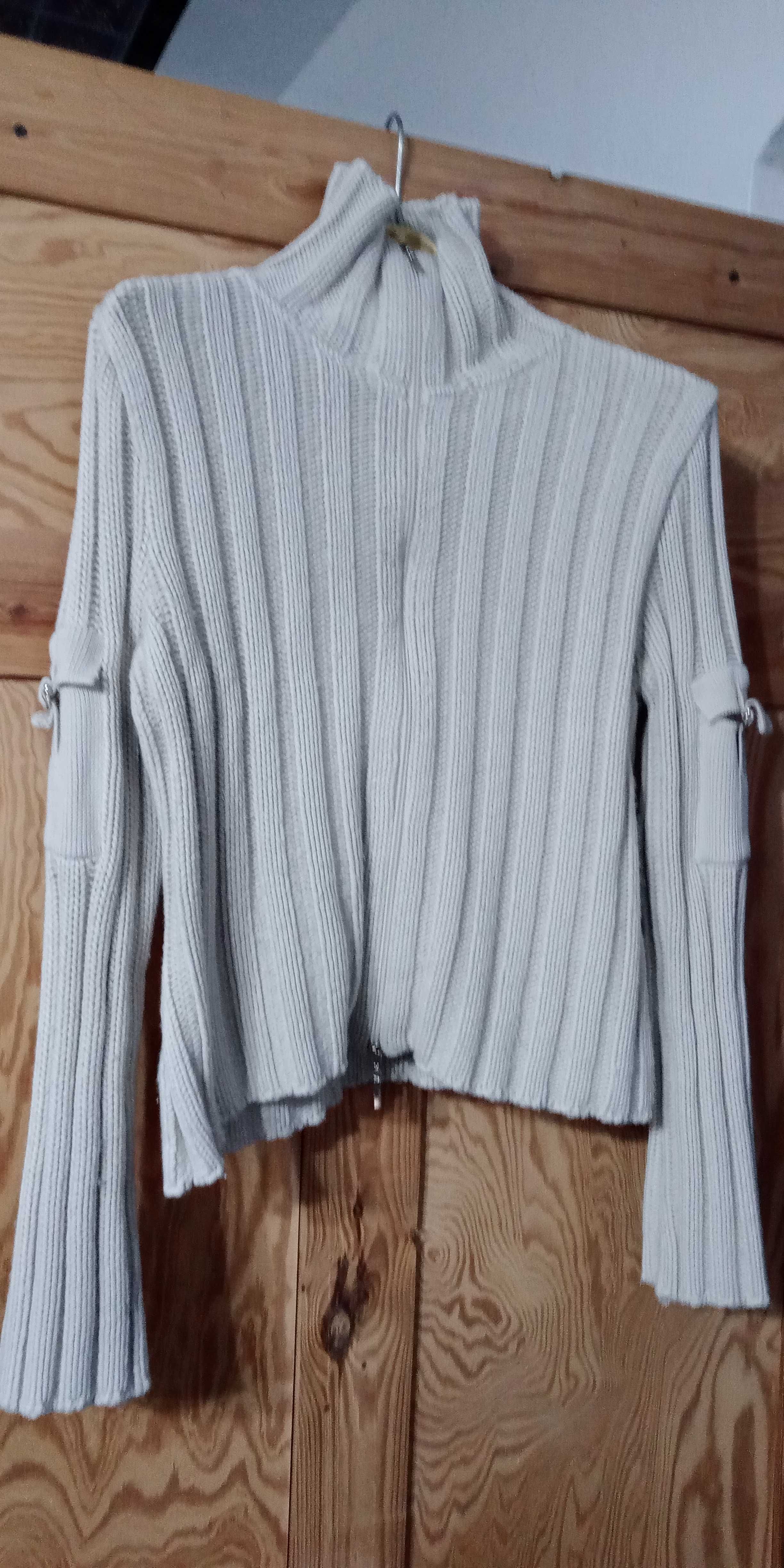 Damski Sweter Rozpinany z kieszonkami na rękawach