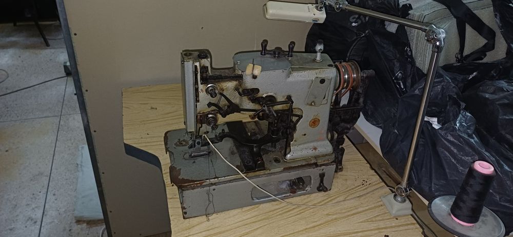 Швейной цех распродают абарудование 220в сервопривод