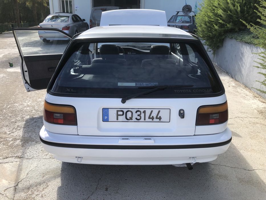 Toyota Corolla XL E90