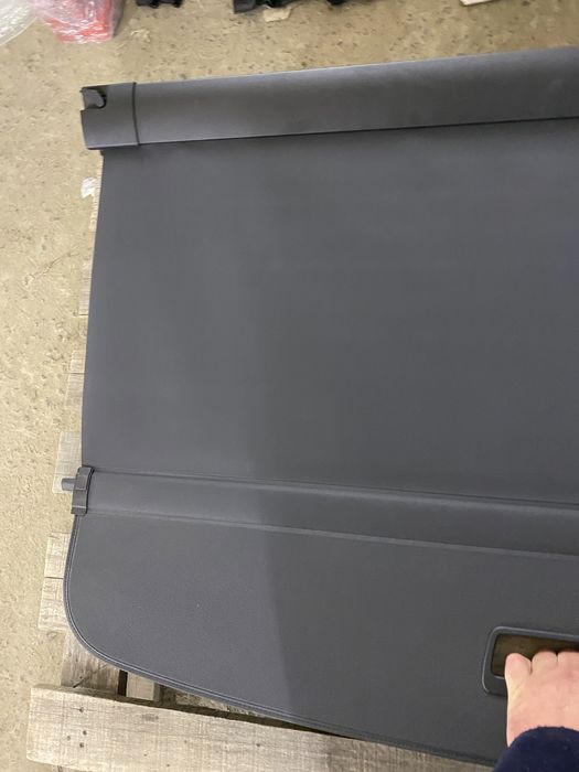 Шторка багажника Audi e-tron