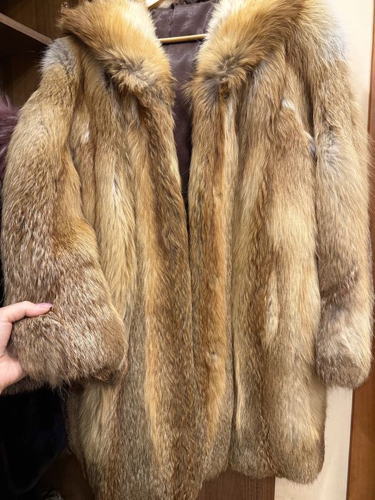 Шуба з натуральної лисиці