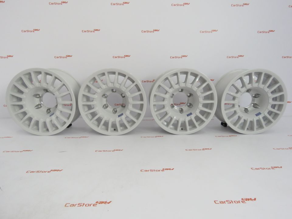 Jantes Braid Winrace T 16 x 7 et -25 6x139.7 Brancas