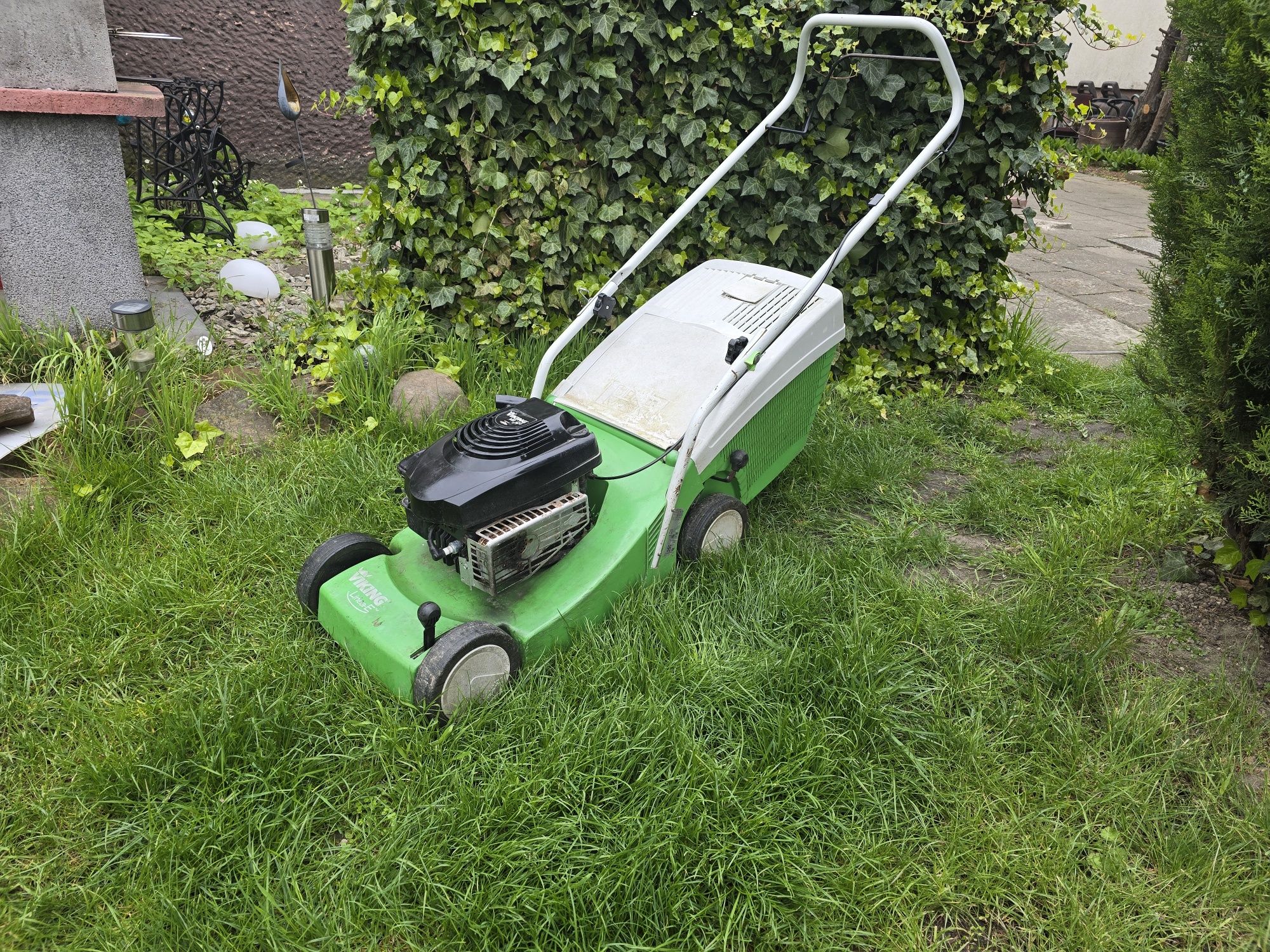 Kosiarka spalinowa Viking MB 410 Briggs&Stratton